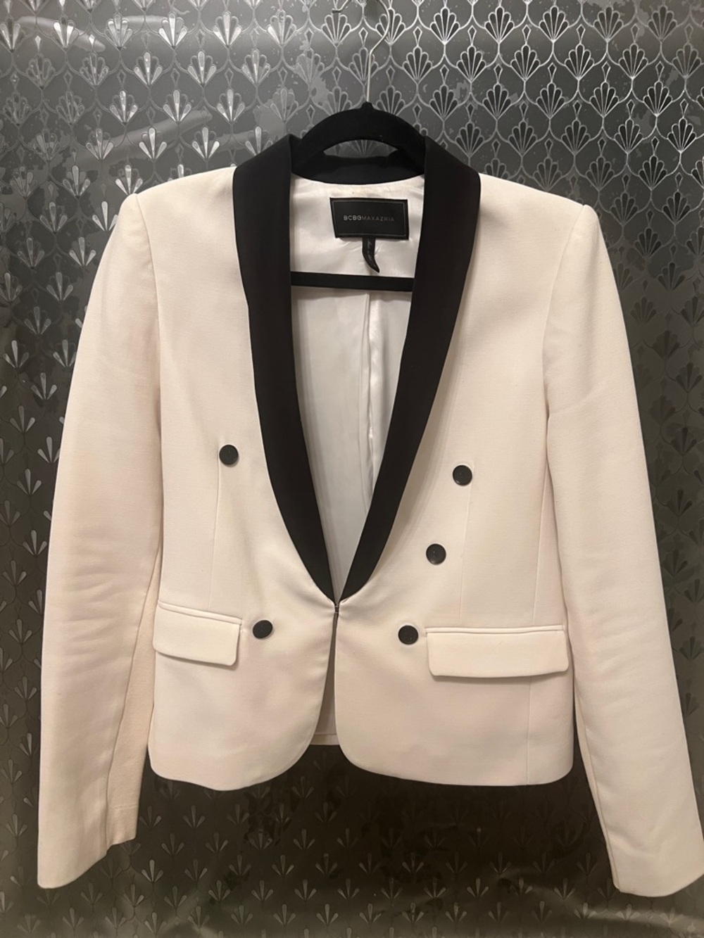 BCBGMaxAzria Ivory Blazer with Black Shawl Lapel